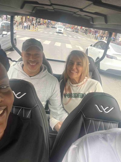 Happy Customers on Broadway on Y'all Aboard Tours